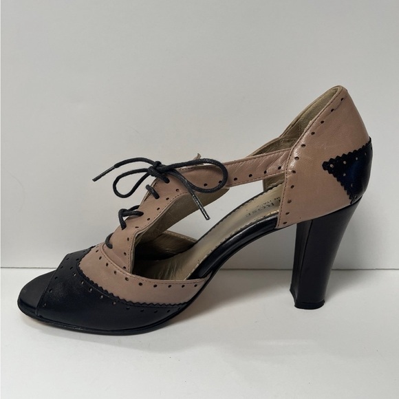 Taryn Rose Italian Shoes 8.5 - Picture 4 of 8